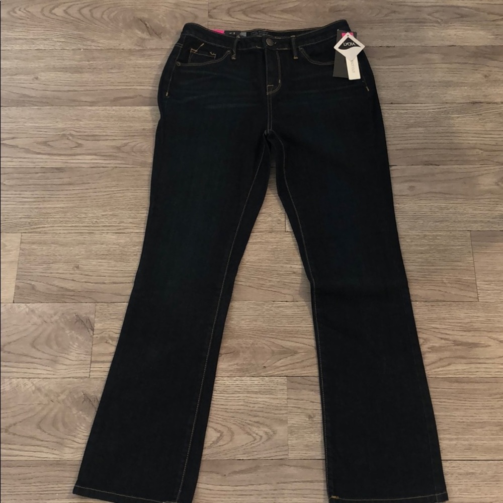NWT Curvy Boot Cut Jeans